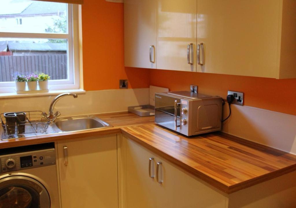 Cheery Craigie Ground Floor Apartment 珀斯 外观 照片