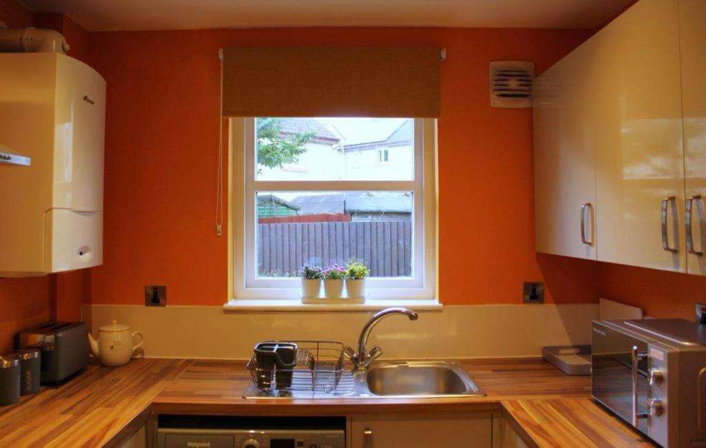 Cheery Craigie Ground Floor Apartment 珀斯 外观 照片